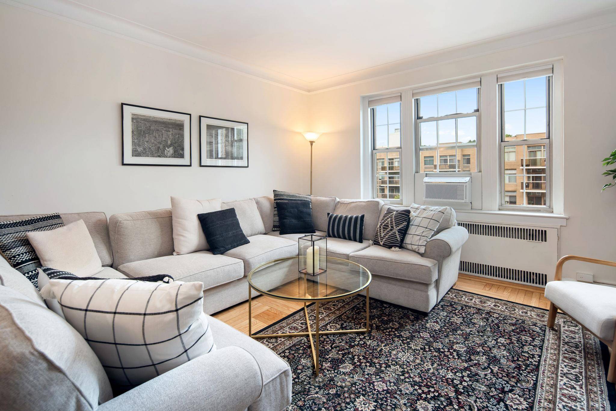 Larchmont, NY 10538,21 N Chatsworth AVE #4G