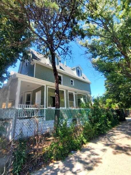 Woodhaven, NY 11421,Address not disclosed