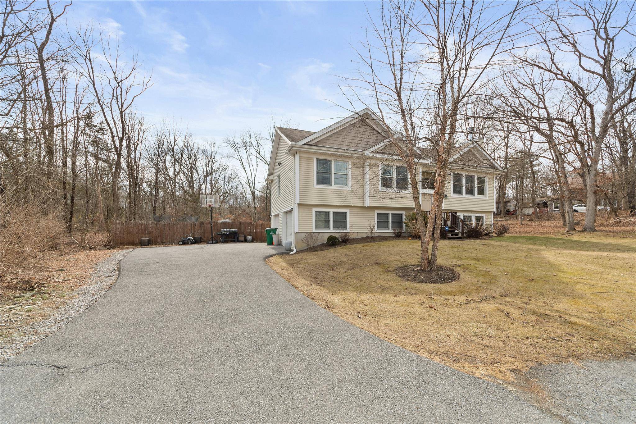 Pleasant Valley, NY 12569,38 Parksville RD