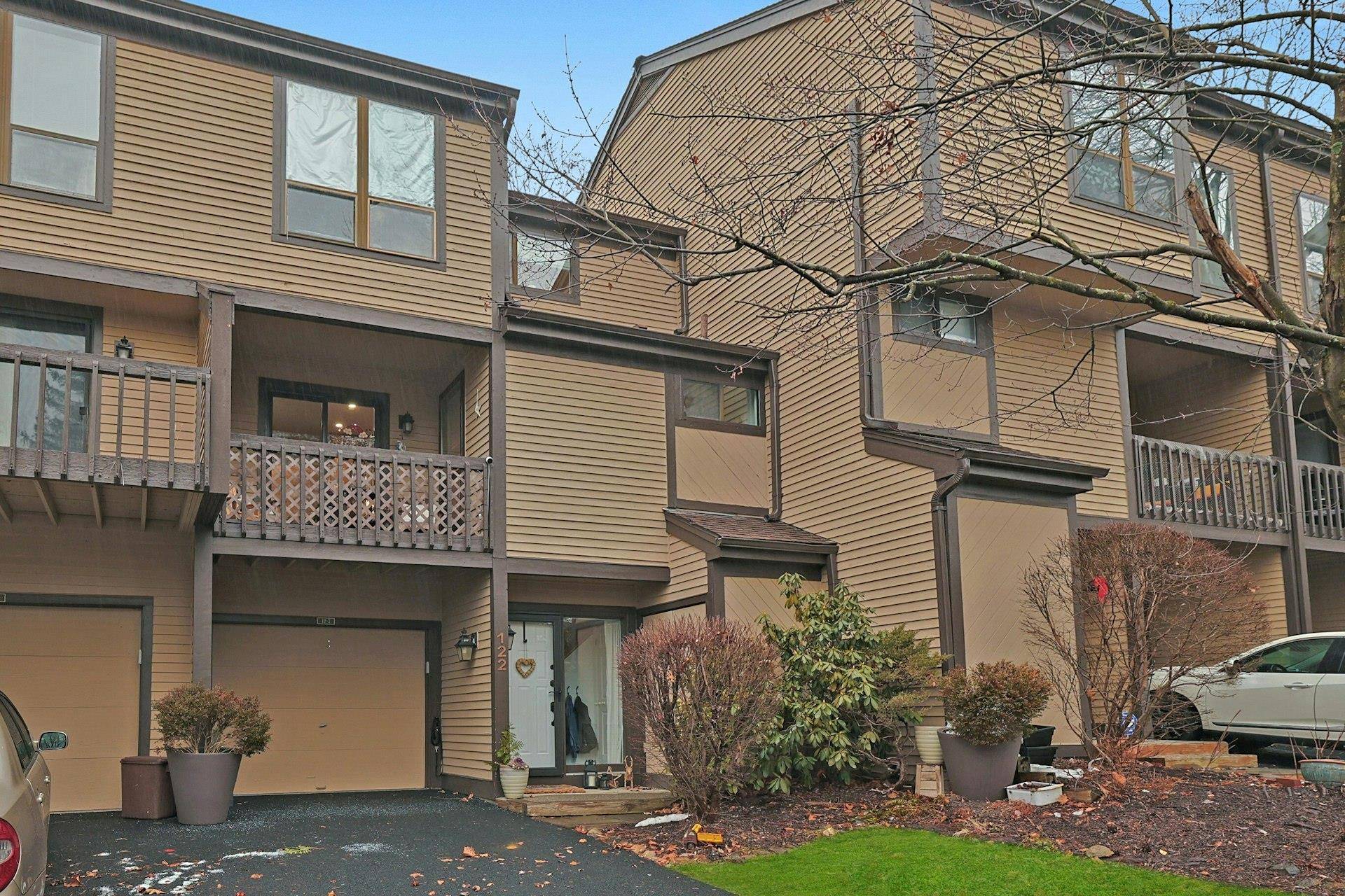 Ossining, NY 10562,122 Whitetail CIR