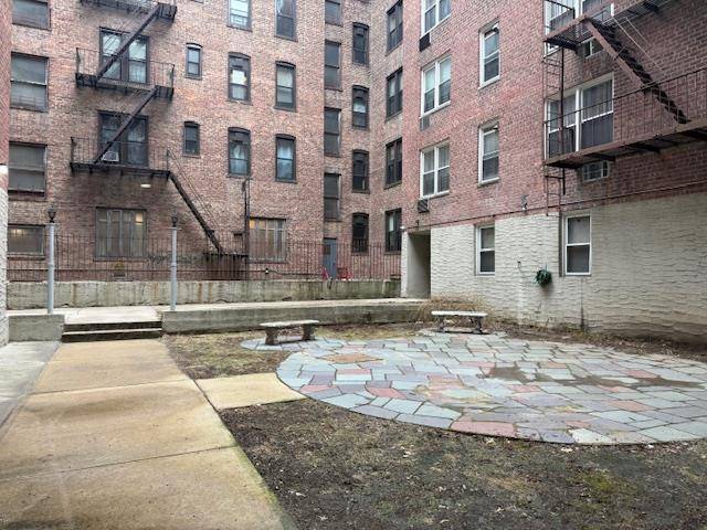 Flushing, NY 11355,144-30 Sanford AVE #4R