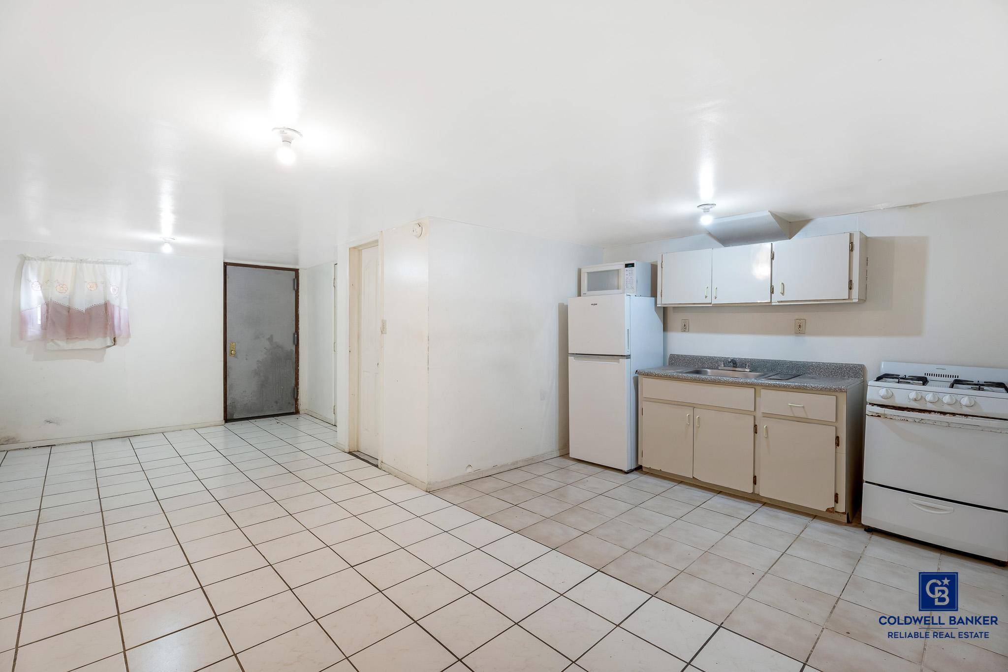 Brooklyn, NY 11207,358 Van Siclen AVE