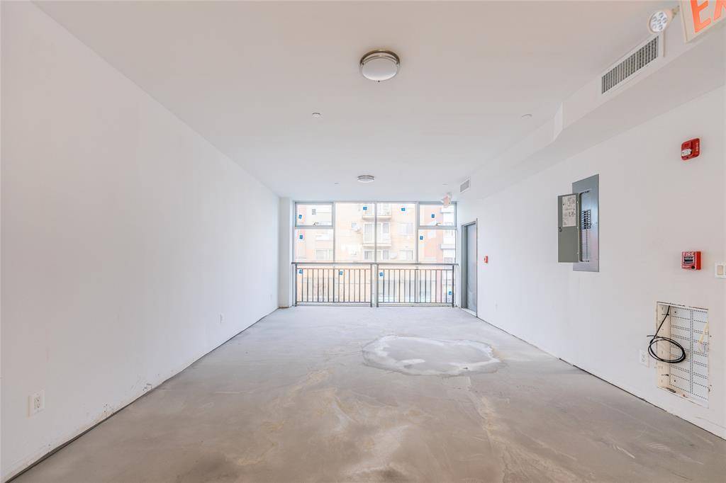 Brooklyn, NY 11220,828 57th ST #4