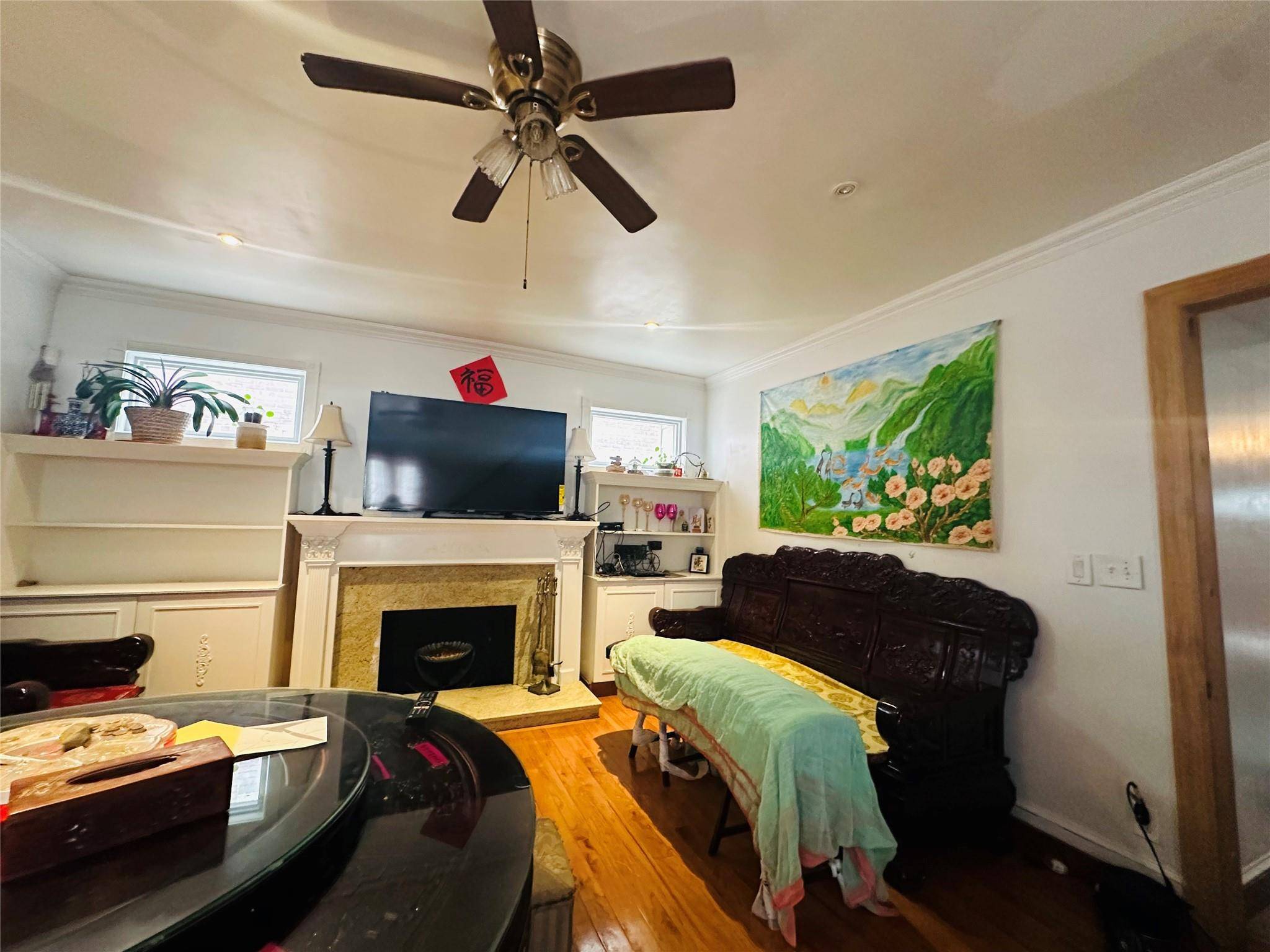 Flushing, NY 11355,46-43 157 st