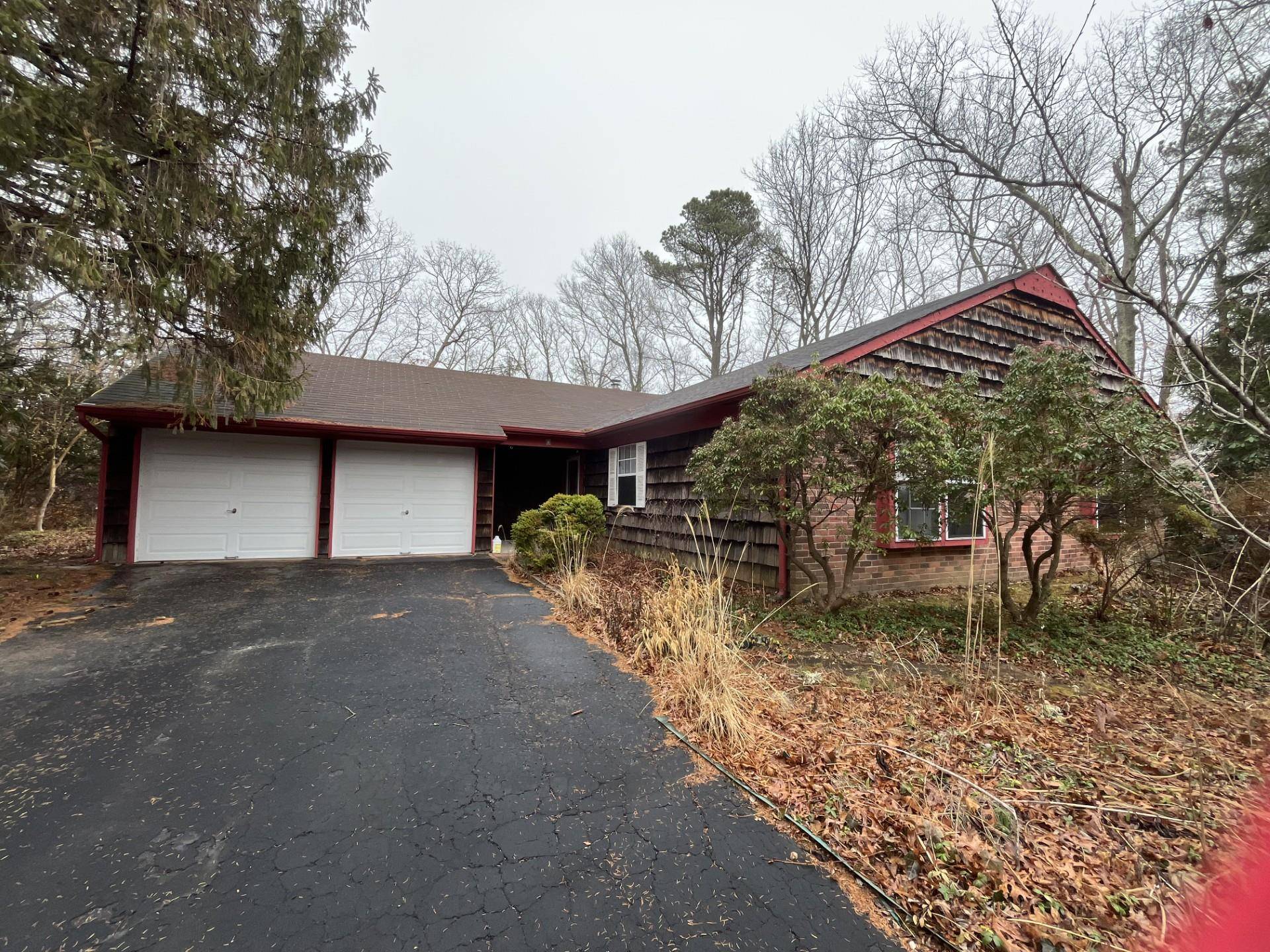 Mount Sinai, NY 11766,7 Falmouth DR
