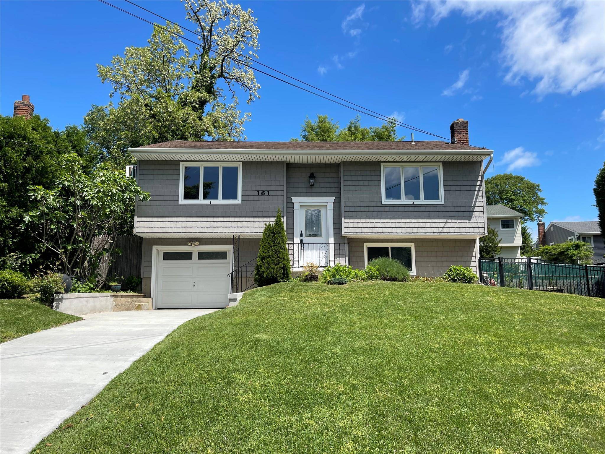 Northport, NY 11768,161 Cherry ST