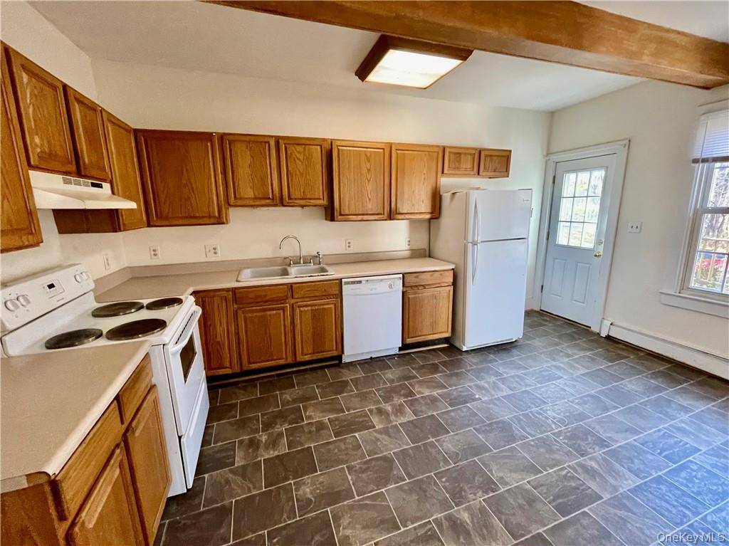 Pine Bush, NY 12566,17 Ribbecke Hill RD