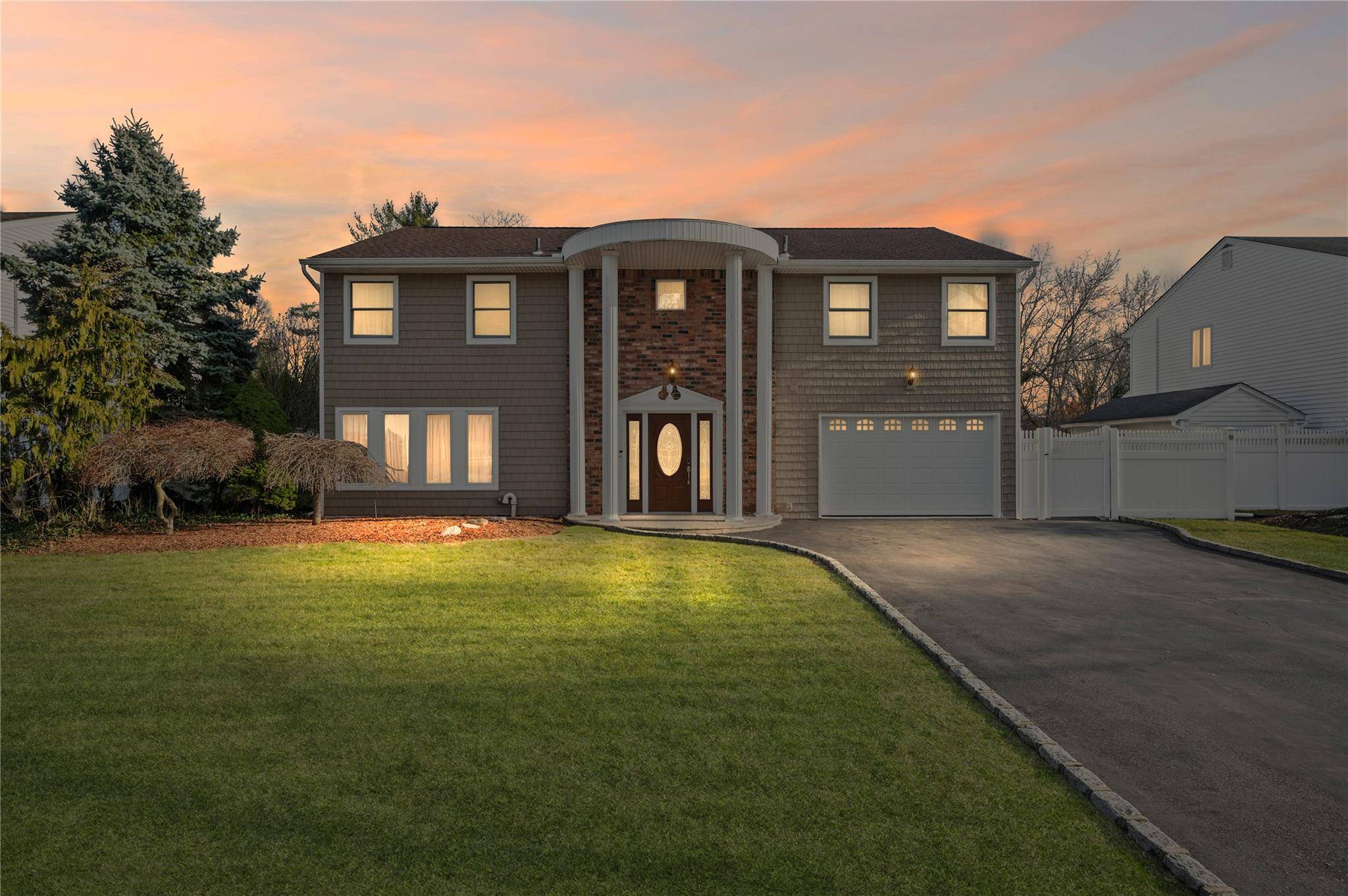 Nesconset, NY 11767,75 Empress Pines DR