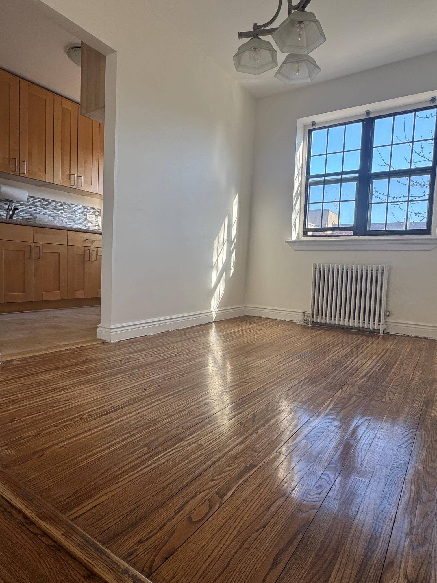 Flushing, NY 11367,144-34 78 RD #3C