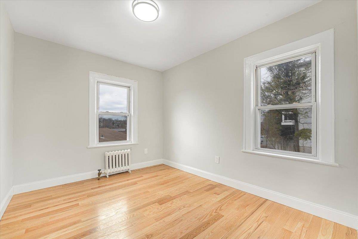 Yonkers, NY 10710,68 Chelsea PL