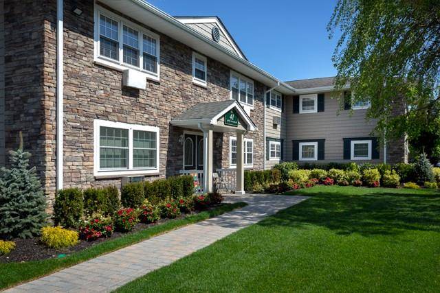 Deer Park, NY 11729,801 Long Island AVE #1A