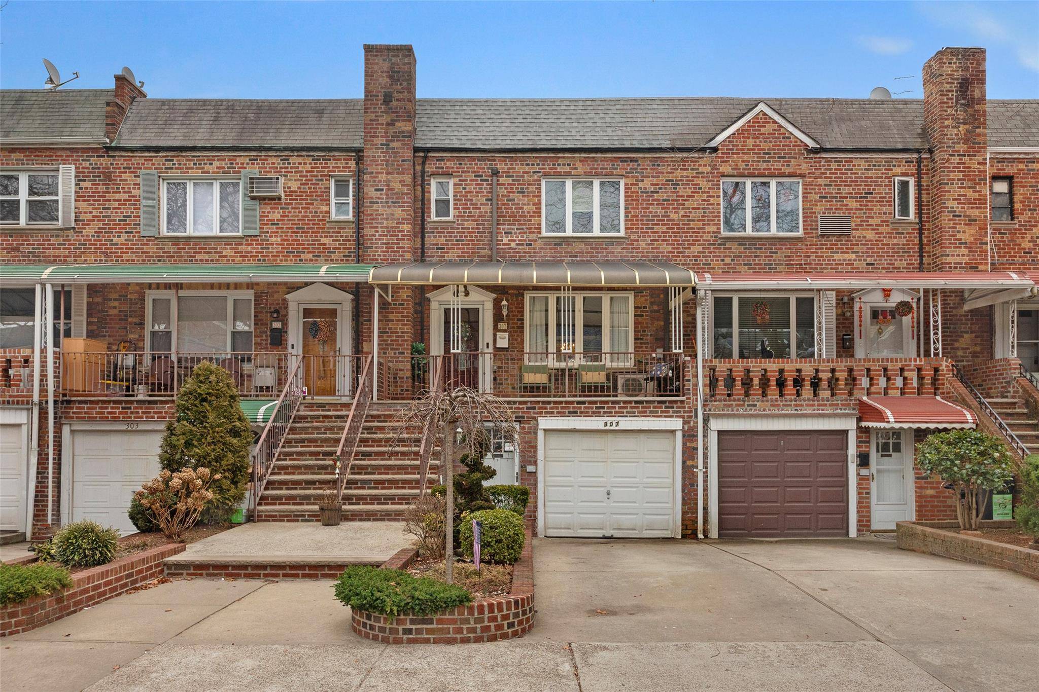 Brooklyn, NY 11228,307 Bay 11th ST