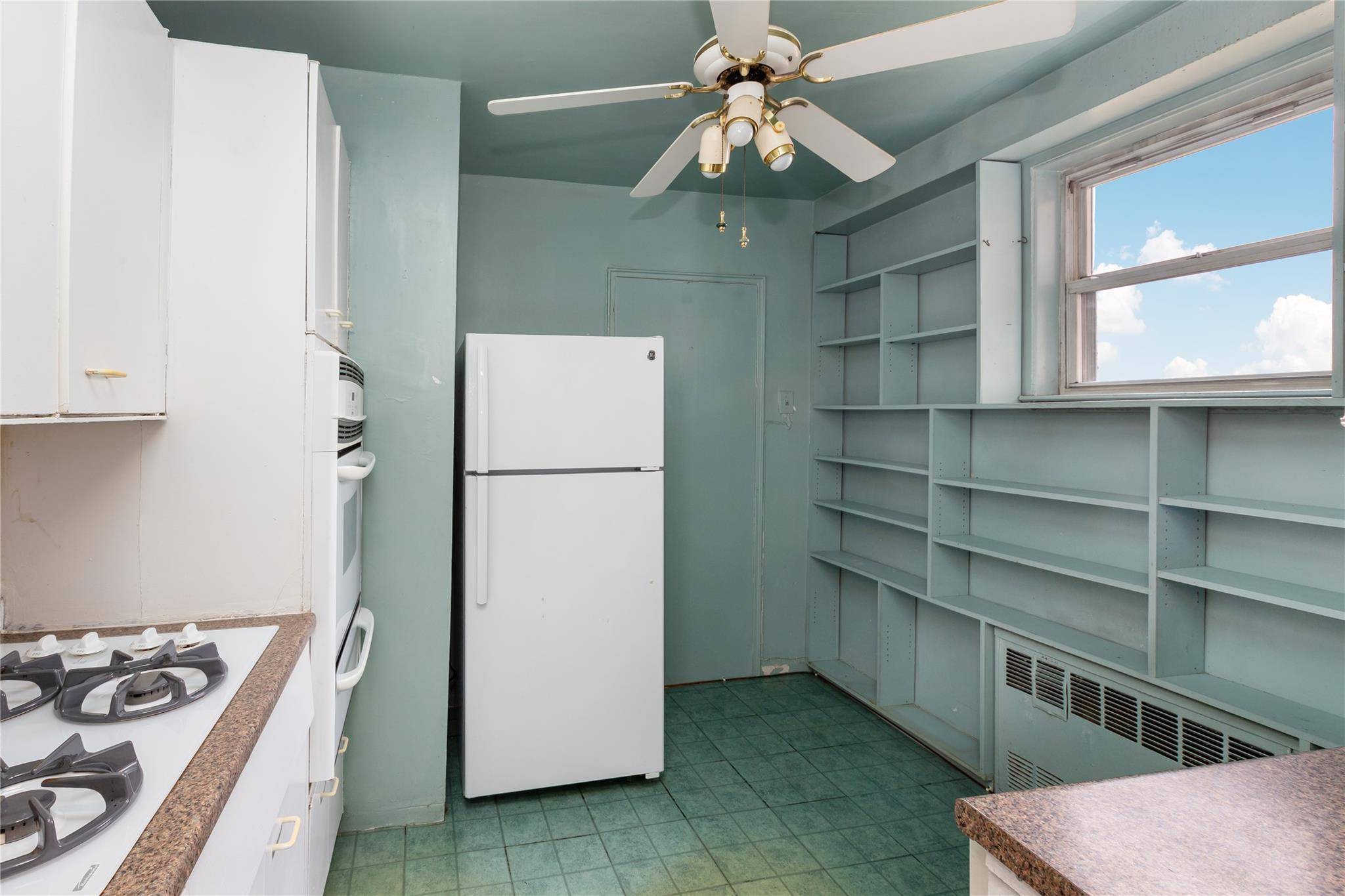Bronx, NY 10471,5700 Arlington AVE #2X