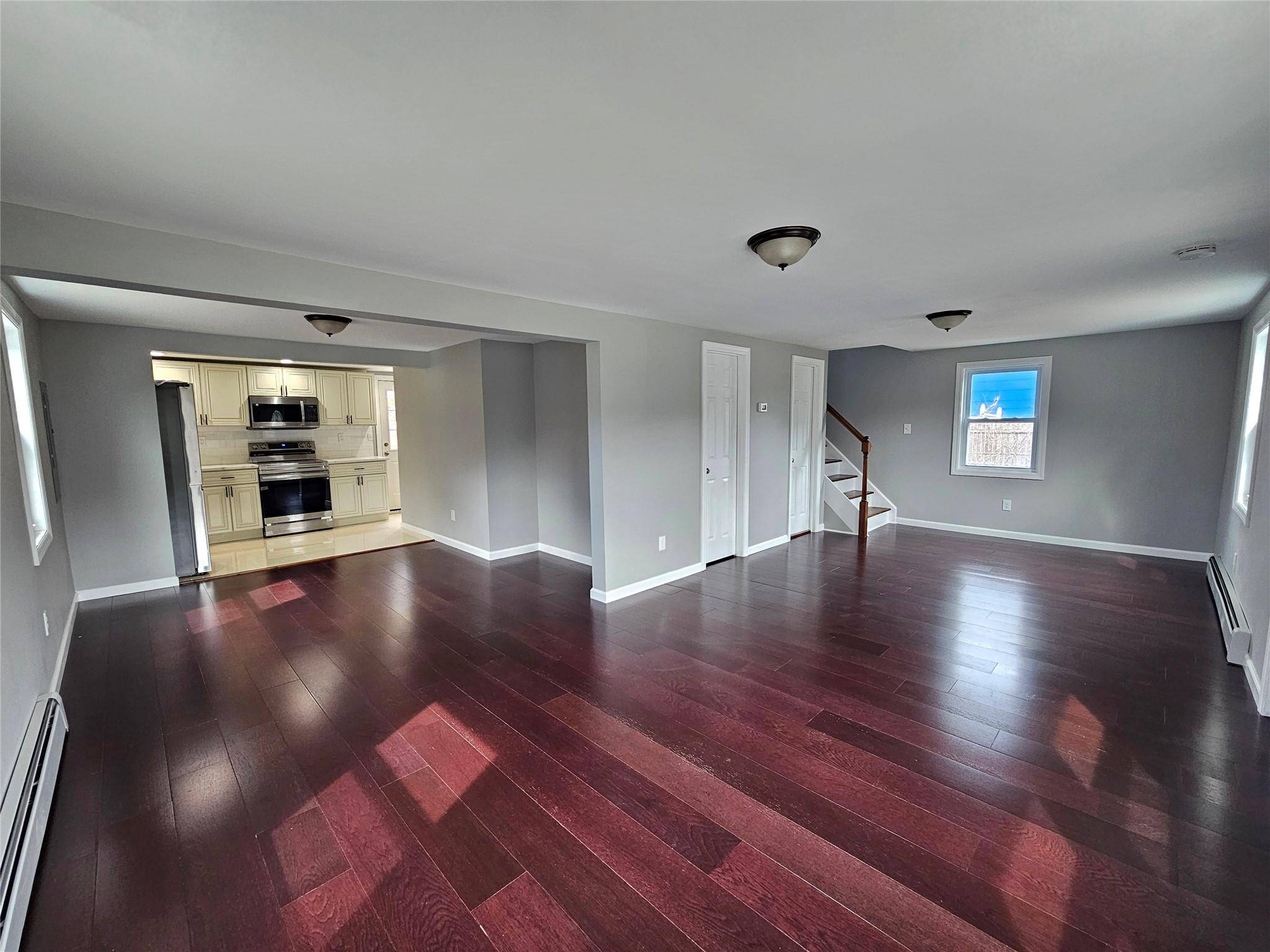 Riverhead, NY 11901,71 Ludlam AVE