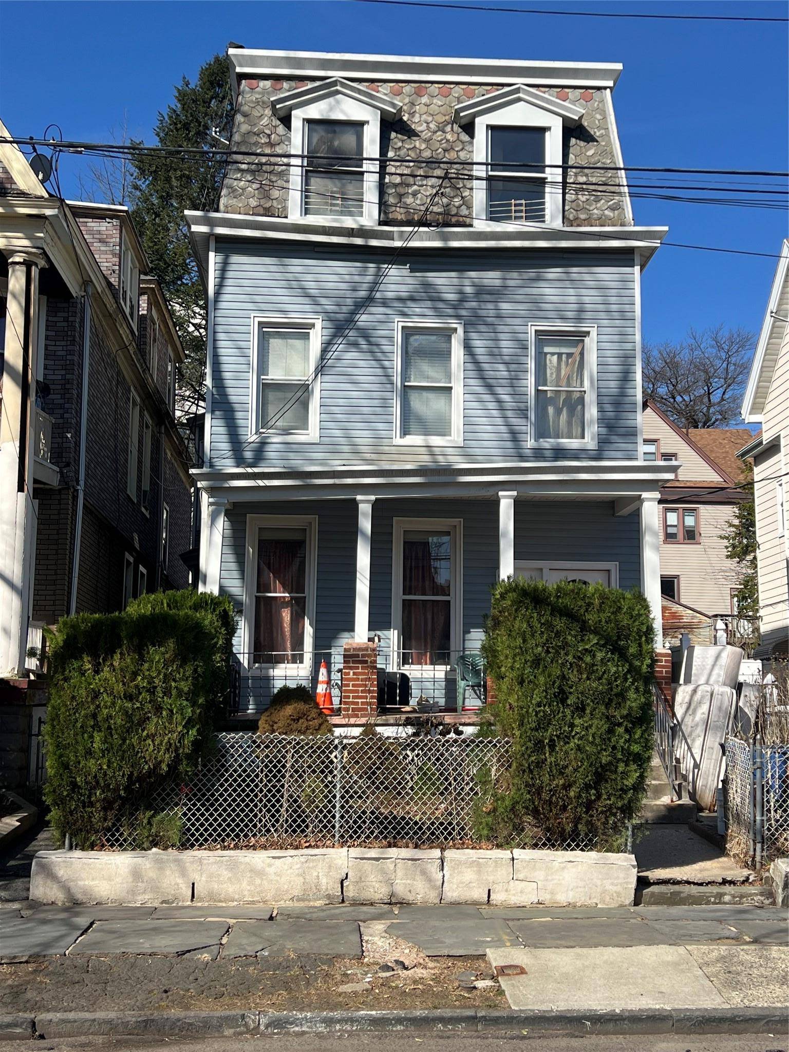 Mount Vernon, NY 10550,16 N 9th AVE