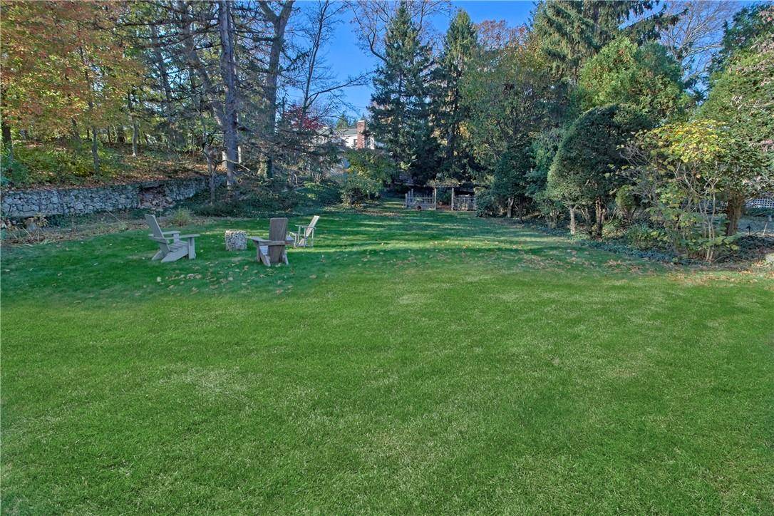 Rye, NY 10580,95 Dogwood LN