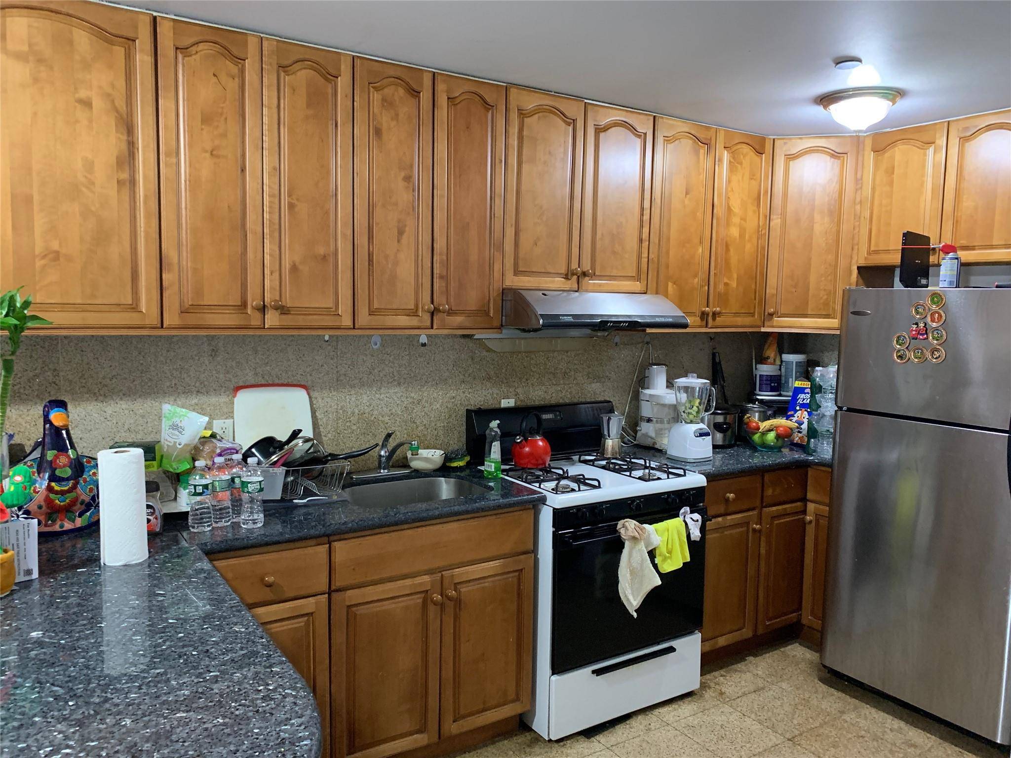 Flushing, NY 11354,31-22 union ST #2D