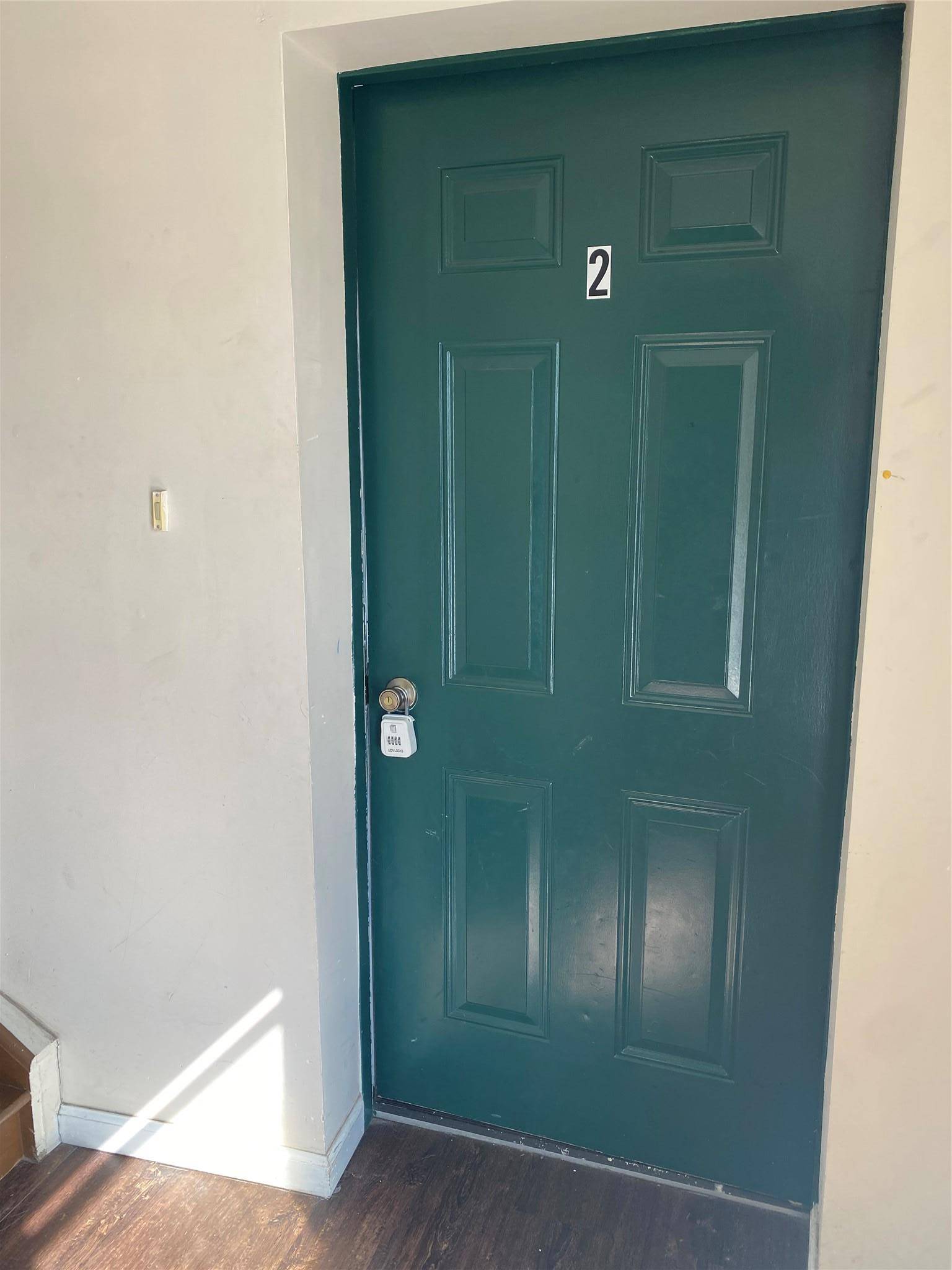 Newburgh, NY 12550,384 Washington ST #2R