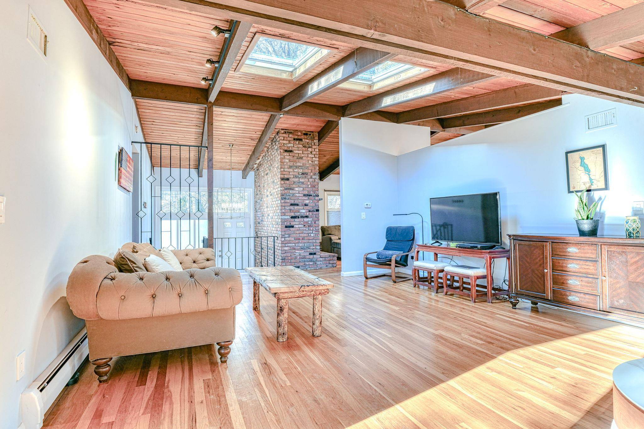 West Nyack, NY 10994,5 Robin LN