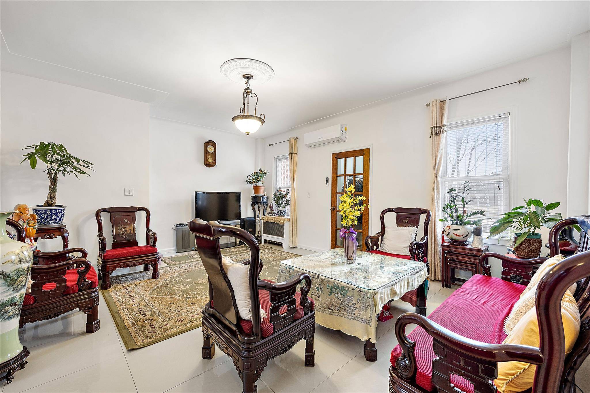 Flushing, NY 11355,140-27 Rose AVE