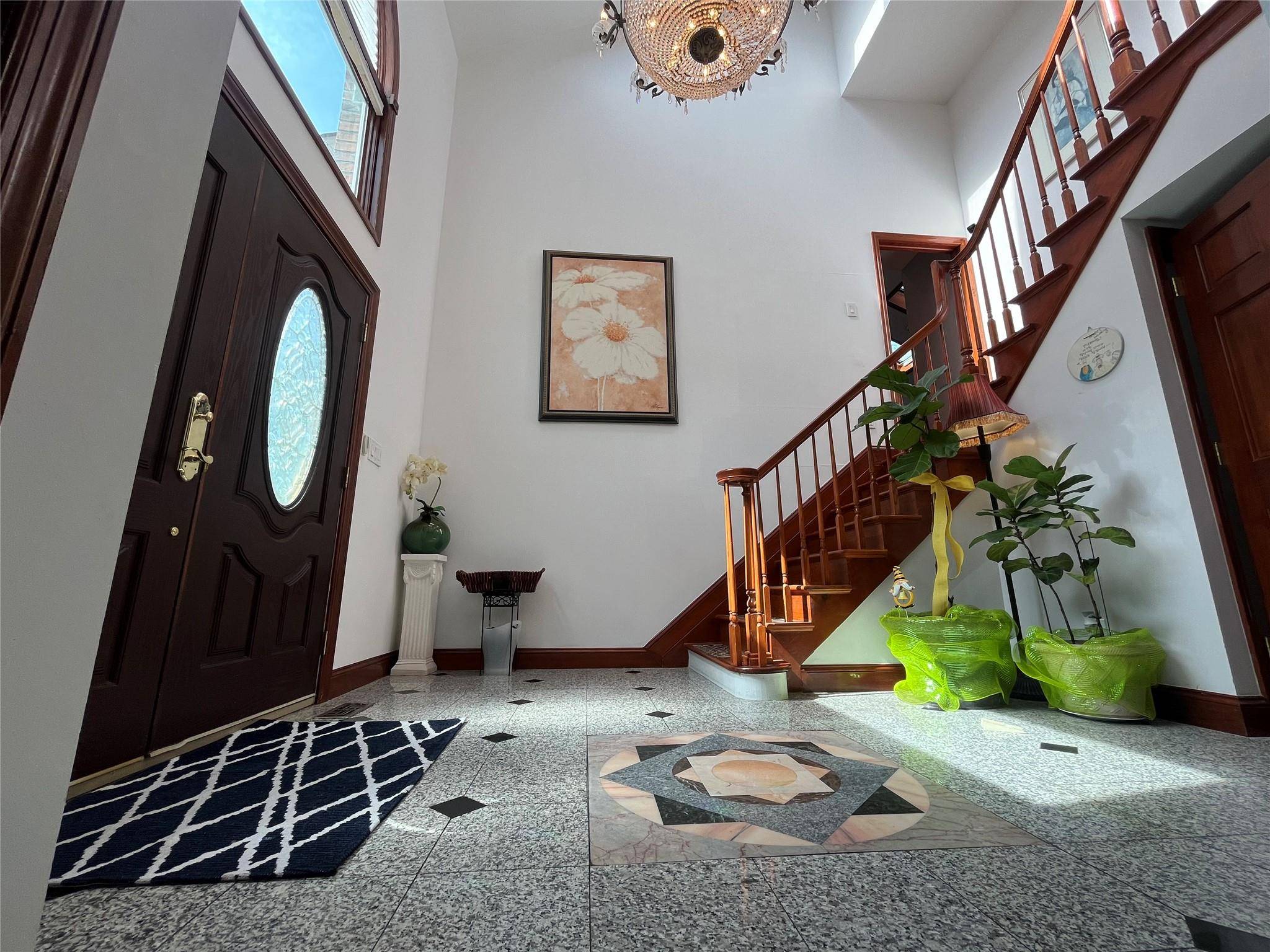 Dix Hills, NY 11746,12 Bagatelle RD