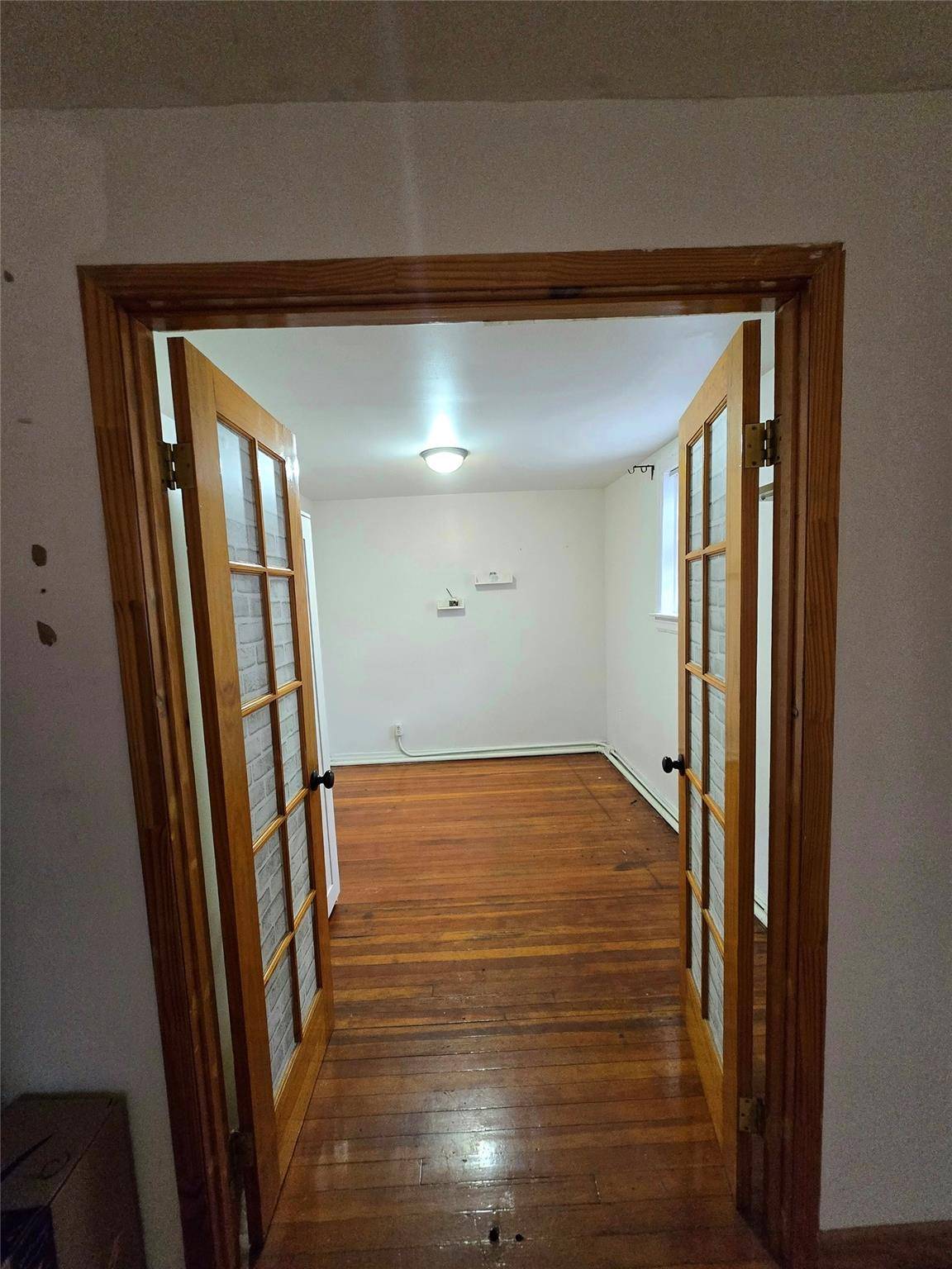 Astoria, NY 11106,2802 34th AVE