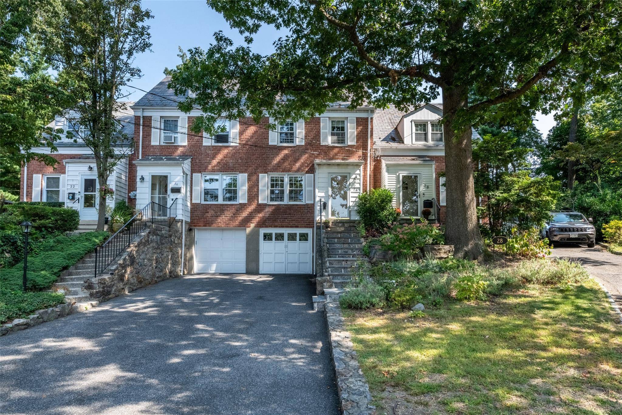 Larchmont, NY 10538,26 Elkan RD