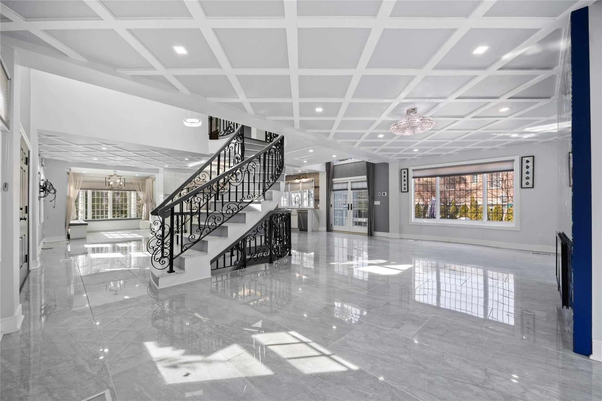 Douglaston, NY 11363,245 Arleigh RD
