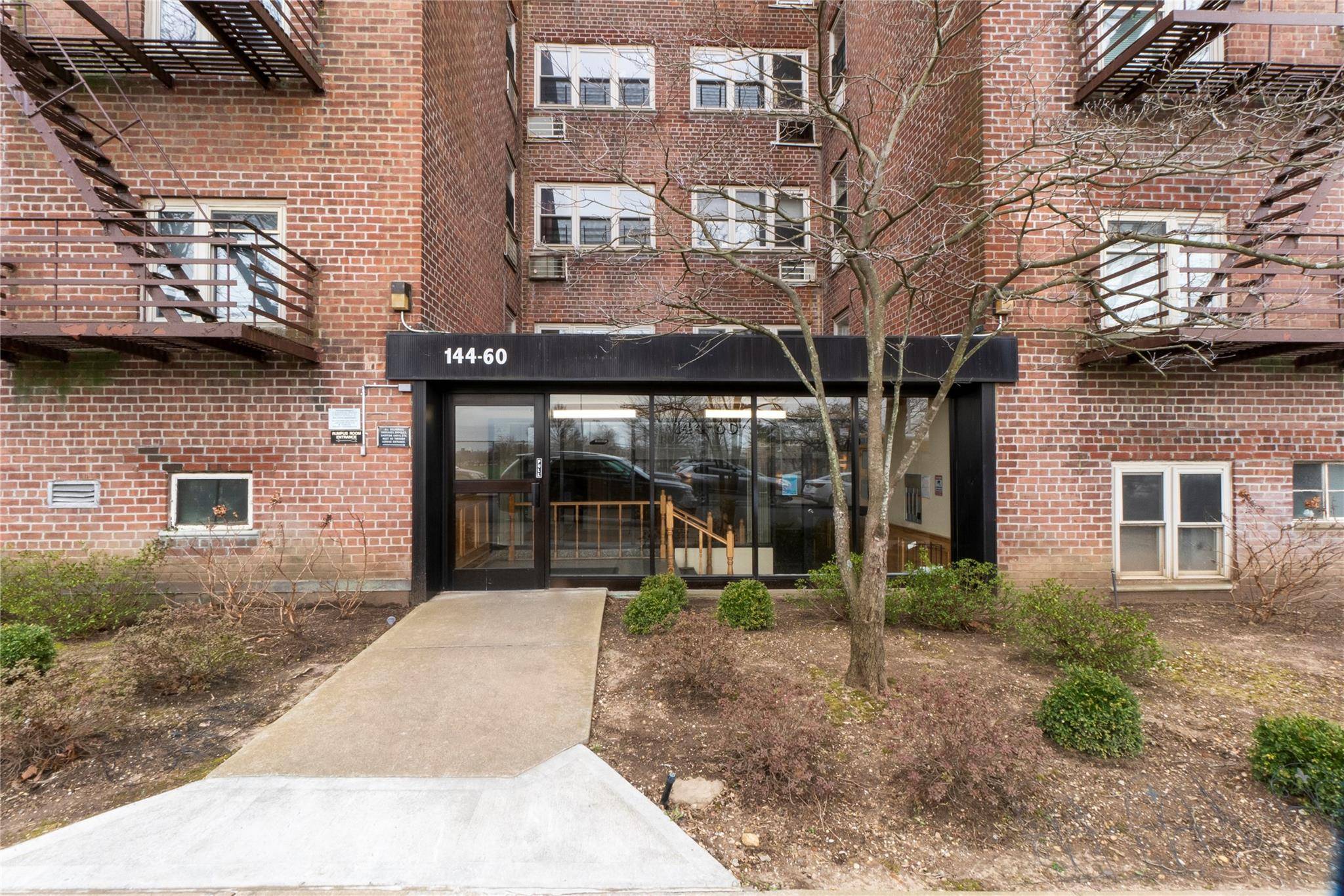 Flushing, NY 11367,144-60 Gravett RD #6F