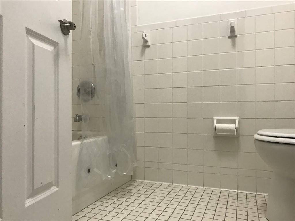 New York (manhattan), NY 10040,546 W 188th ST