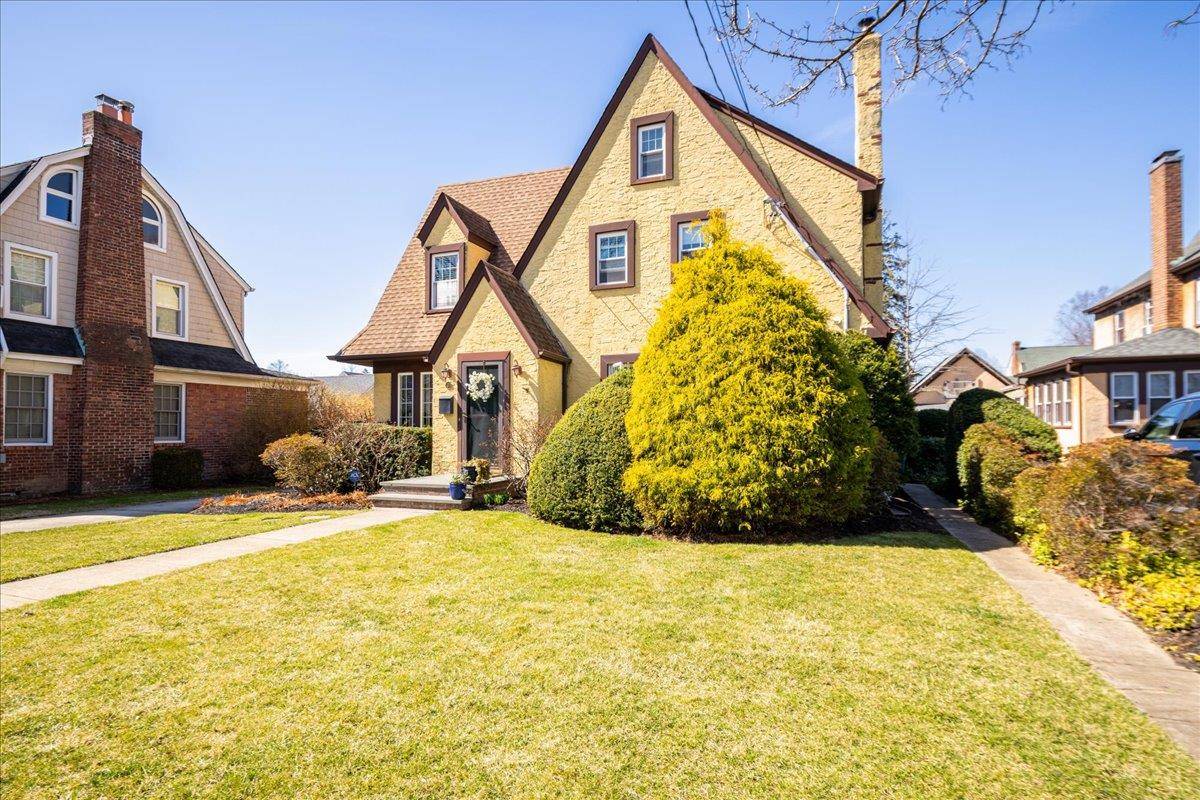 West Hempstead, NY 11552,38 Stevens AVE
