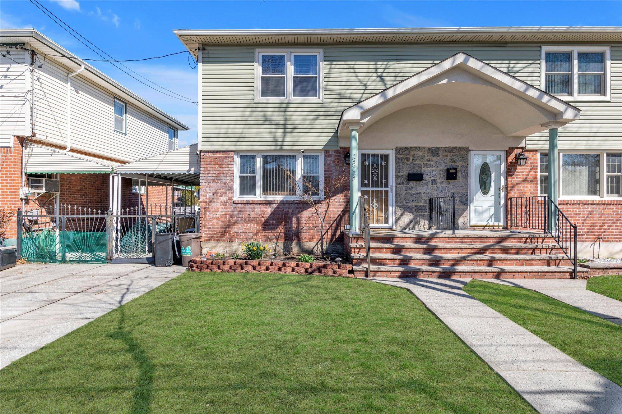 Rosedale, NY 11422,257-25 149th AVE