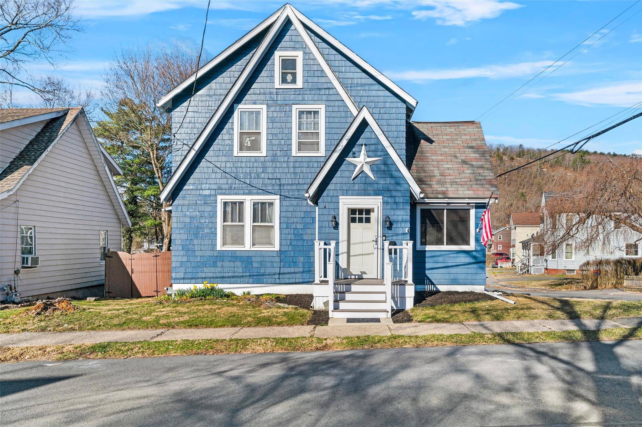 Port Jervis, NY 12771,2 Johnson AVE