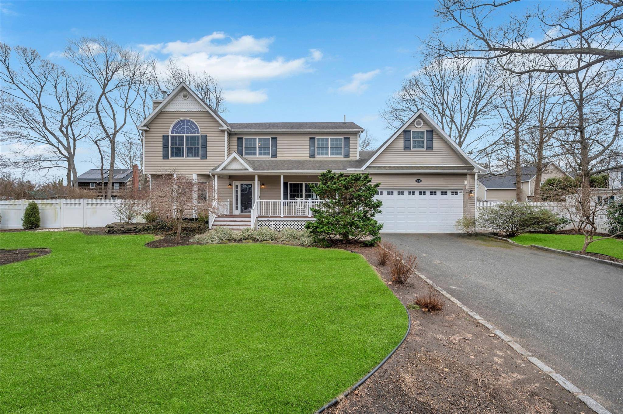 Saint James, NY 11780,52 Tillotson AVE