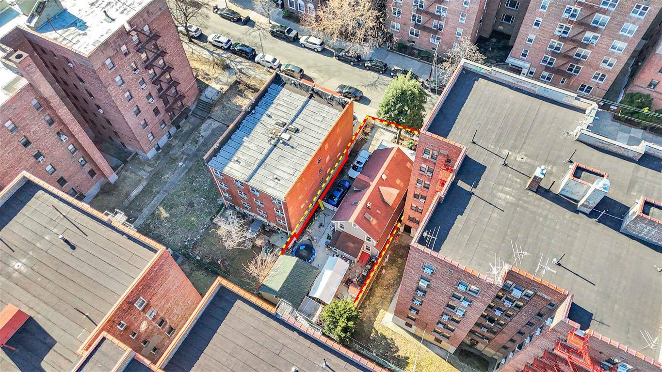 Rego Park, NY 11374,65-71 Booth ST