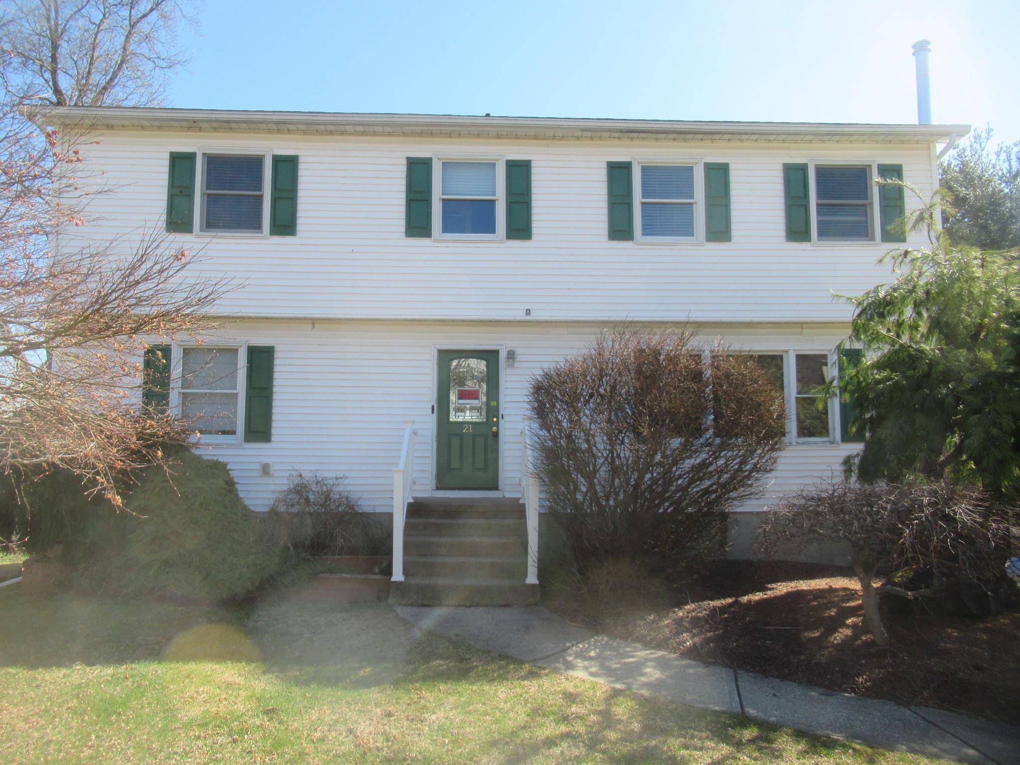Harriman, NY 10926,21 Arlington DR