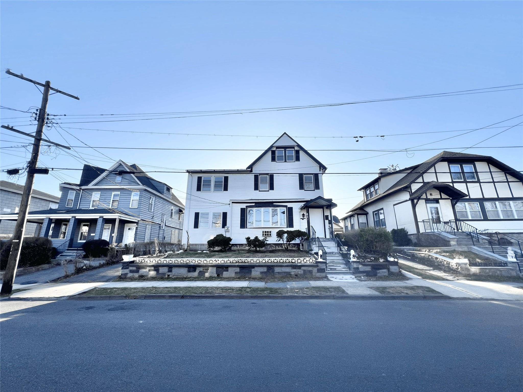 Mount Vernon, NY 10553,412 Highland