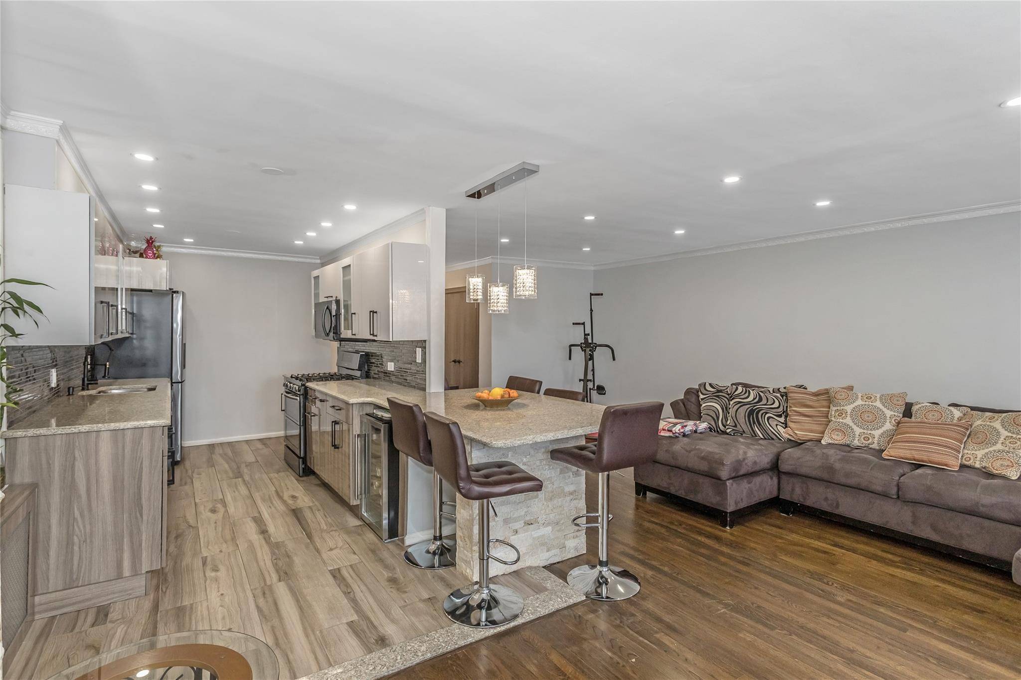 Bayside, NY 11360,212-30 23rd AVE #4K