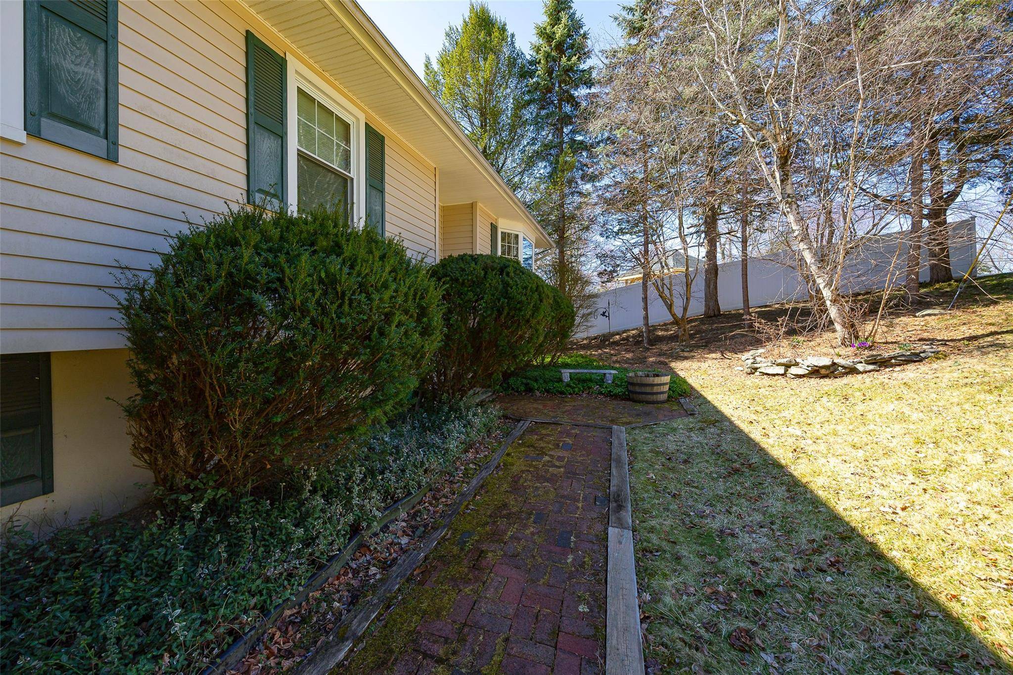 Poughkeepsie, NY 12603,52 Tamarack Hill Dr. DR