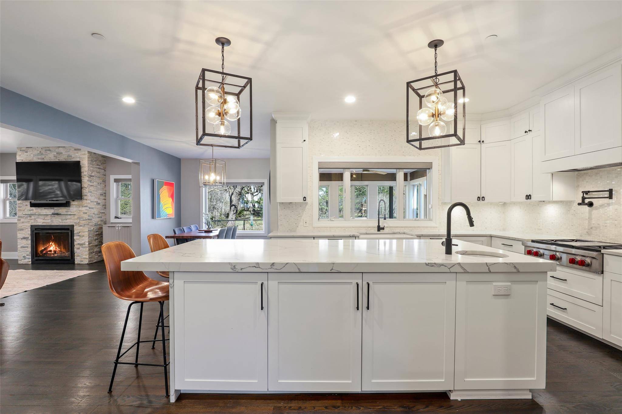 Rye Brook, NY 10573,17 Loch LN