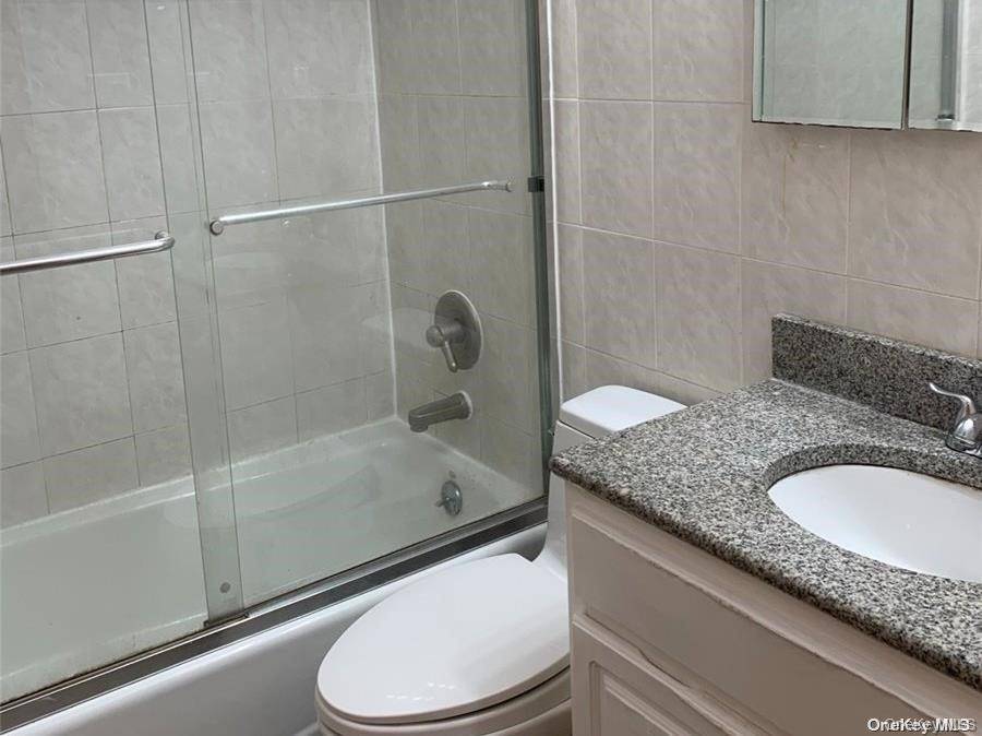 Flushing, NY 11355,142-05 45th AVE
