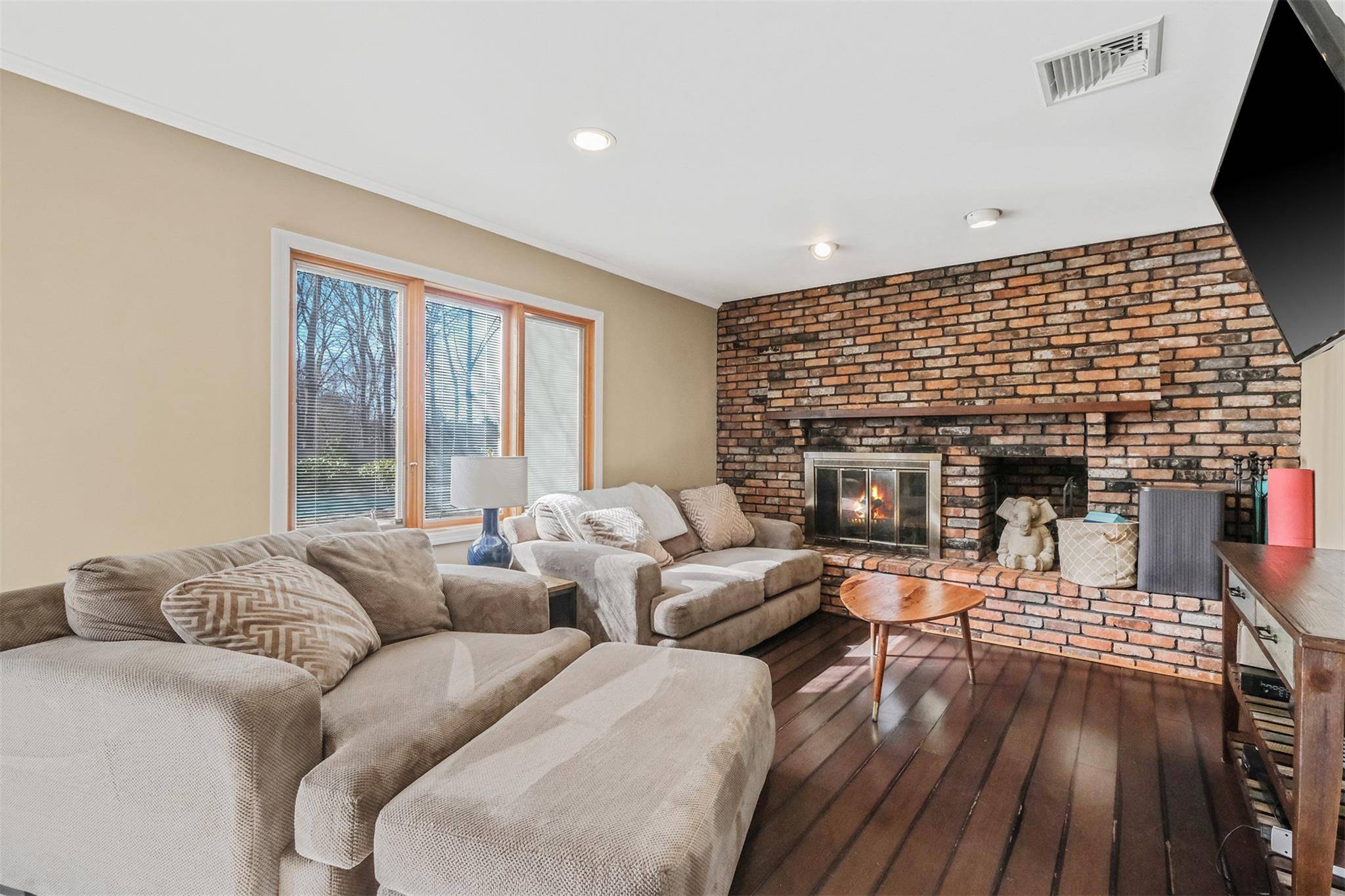 Mount Sinai, NY 11766,2 Biscayne DR