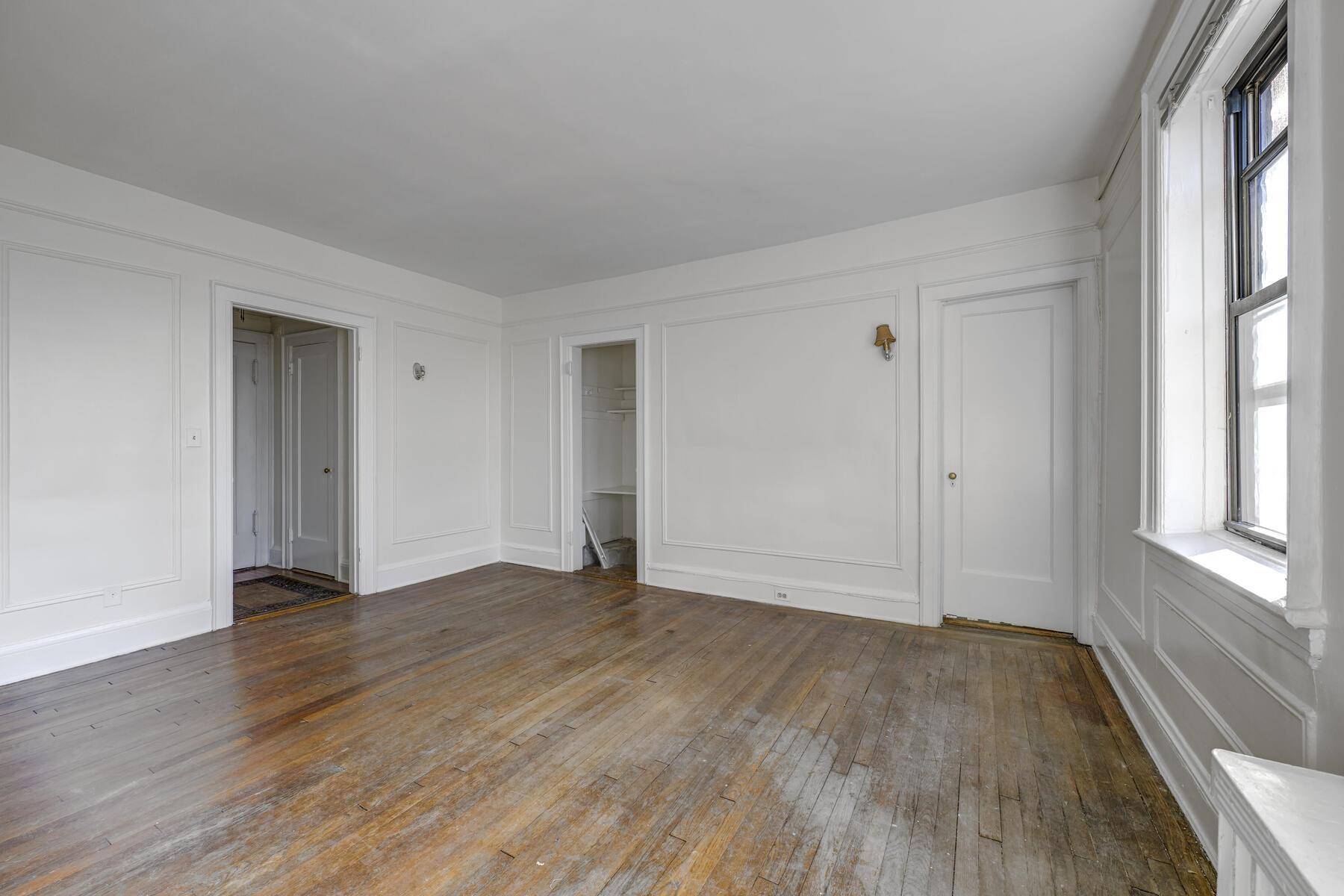 Garden City, NY 11530,222 Seventh ST #3H