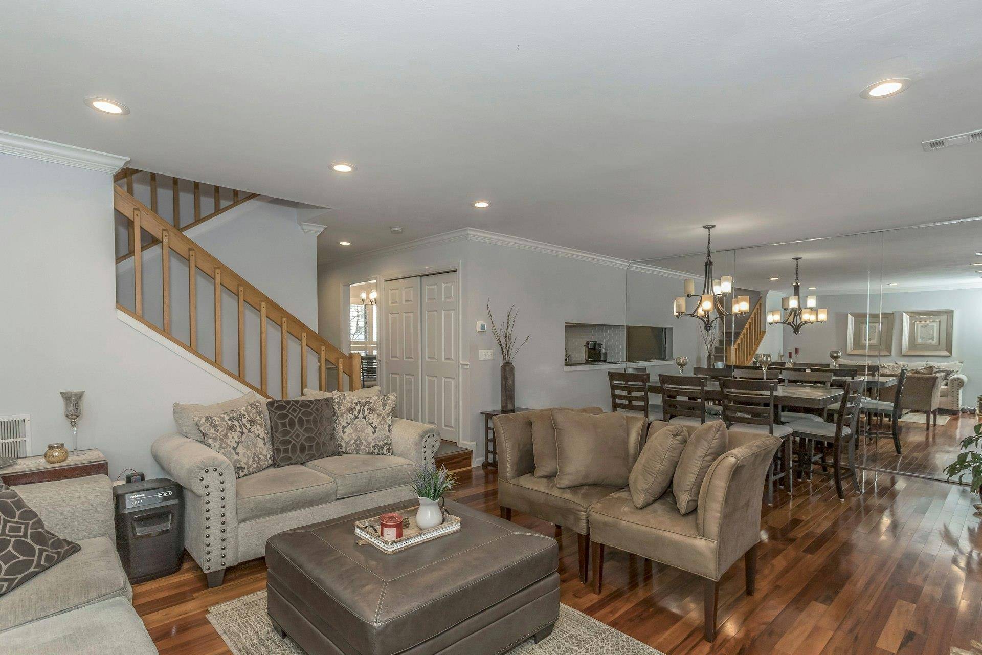 Hauppauge, NY 11788,56 Kristin LN