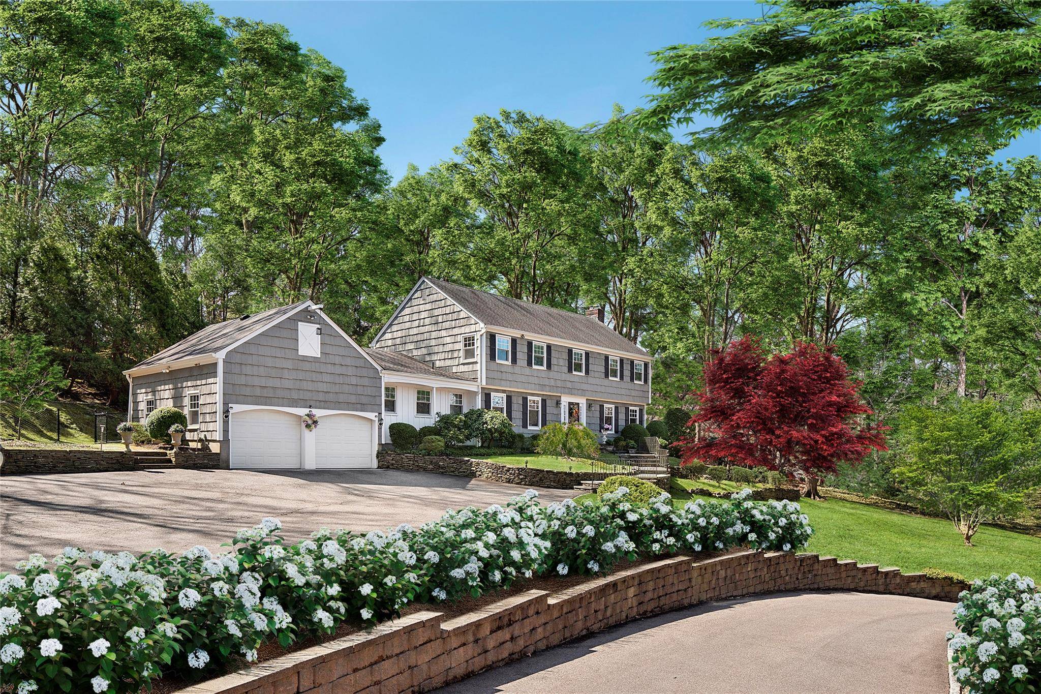 Upper Brookville, NY 11771,969 Ripley LN