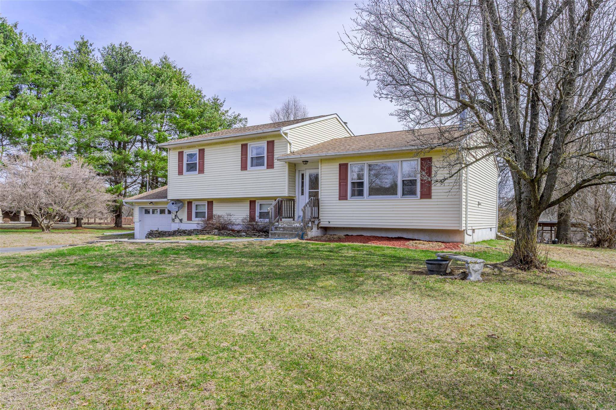 Warwick, NY 10990,78 Four Corners RD