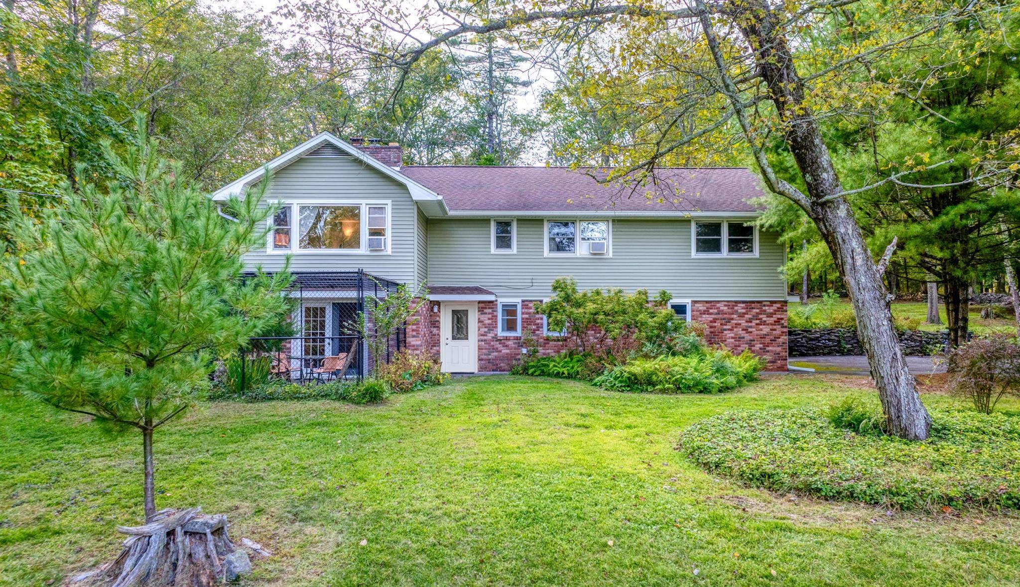 Woodstock, NY 12498,15 Forestwood DR