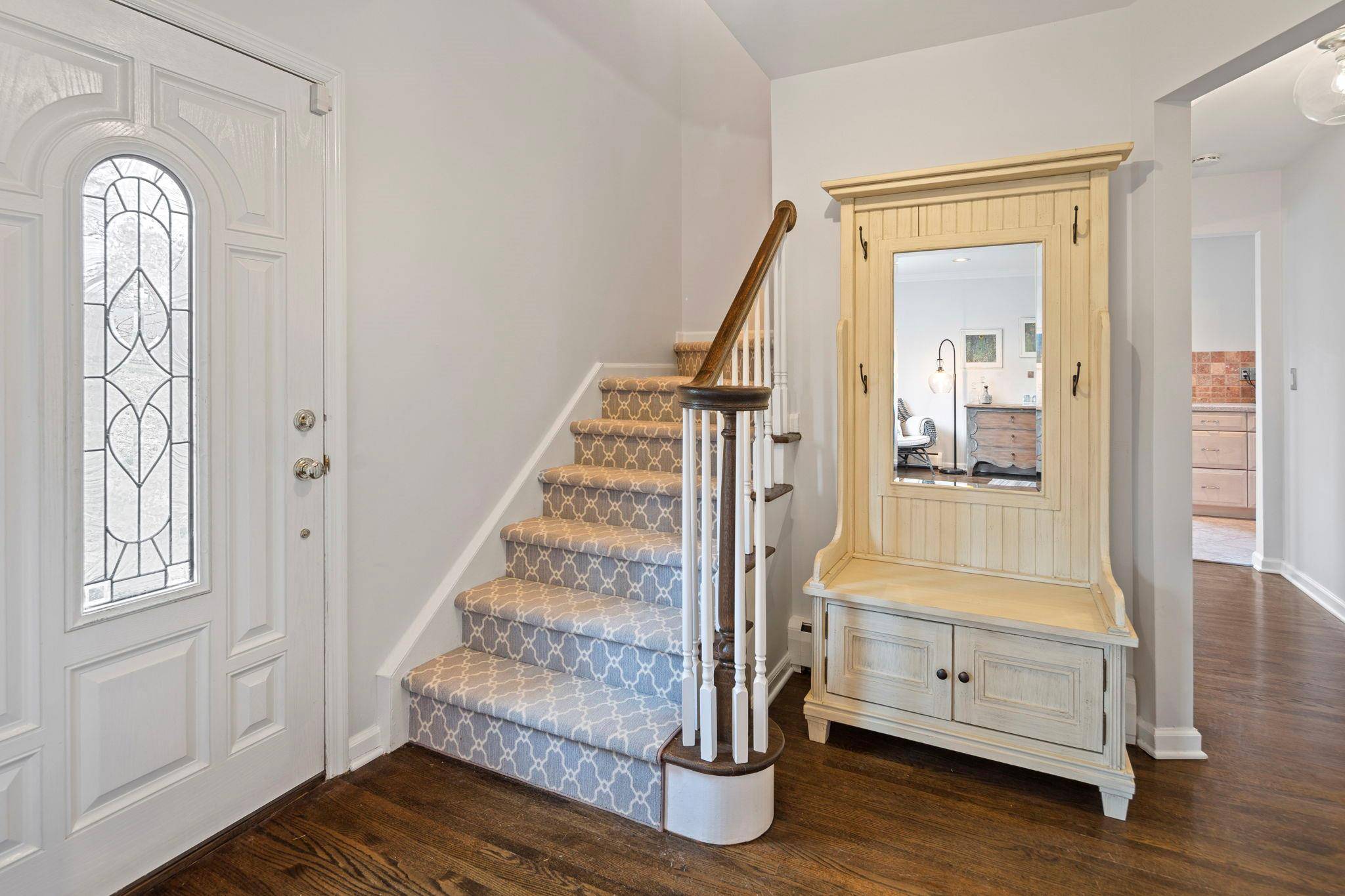 Chappaqua, NY 10514,8 Elizabeth ST