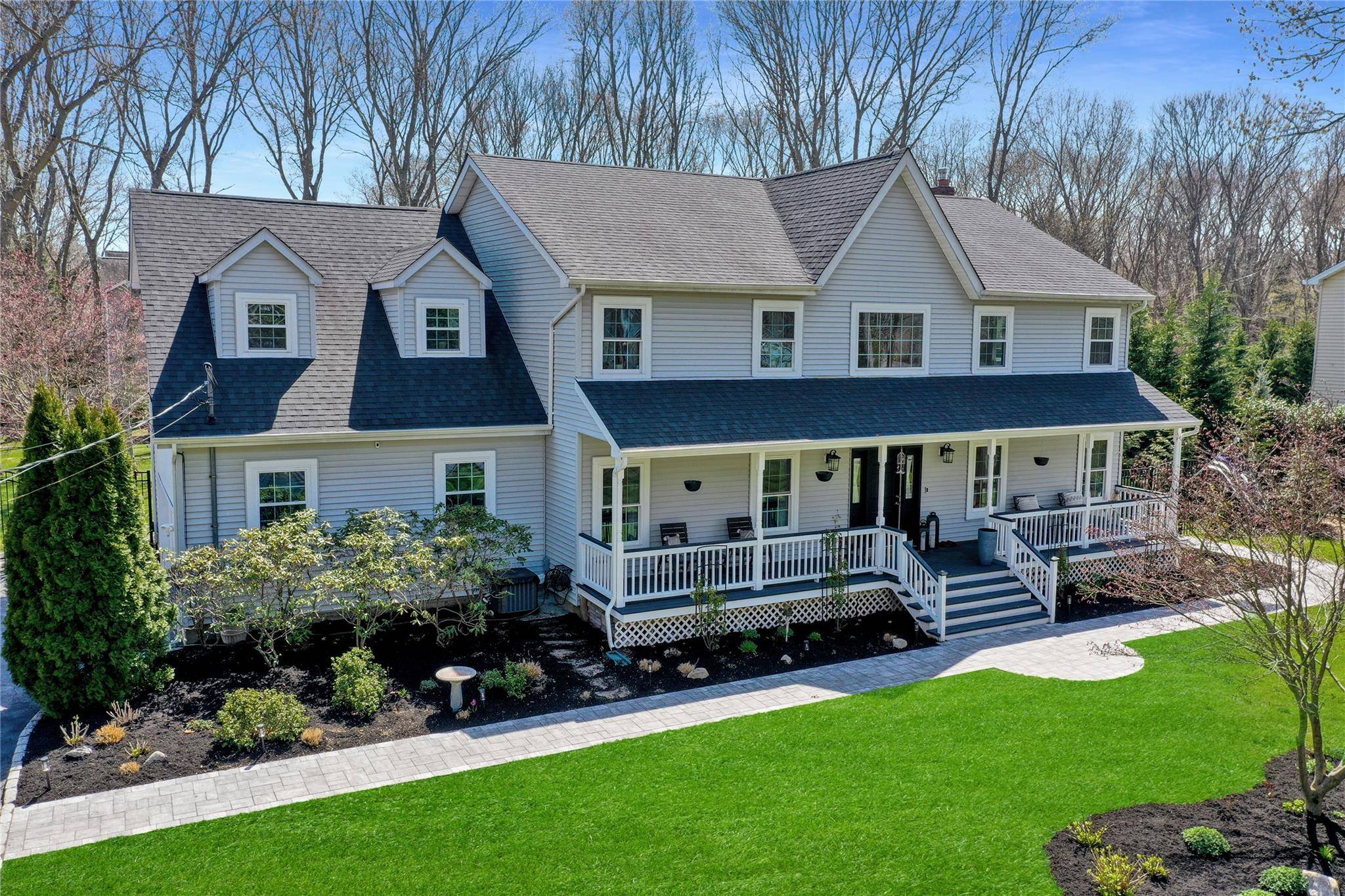 East Setauket, NY 11733,8 Franklin AVE