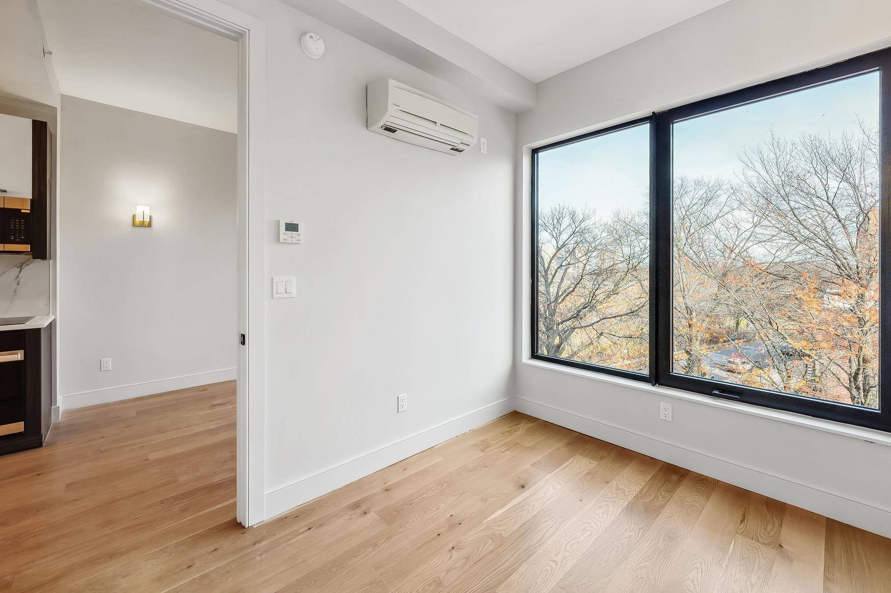Bronx, NY 10470,1890 Pelham Parkway #5D